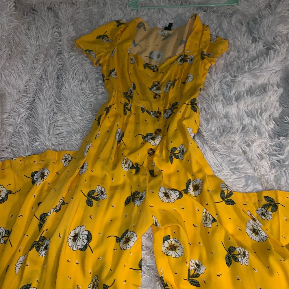 A very nice yellow romper